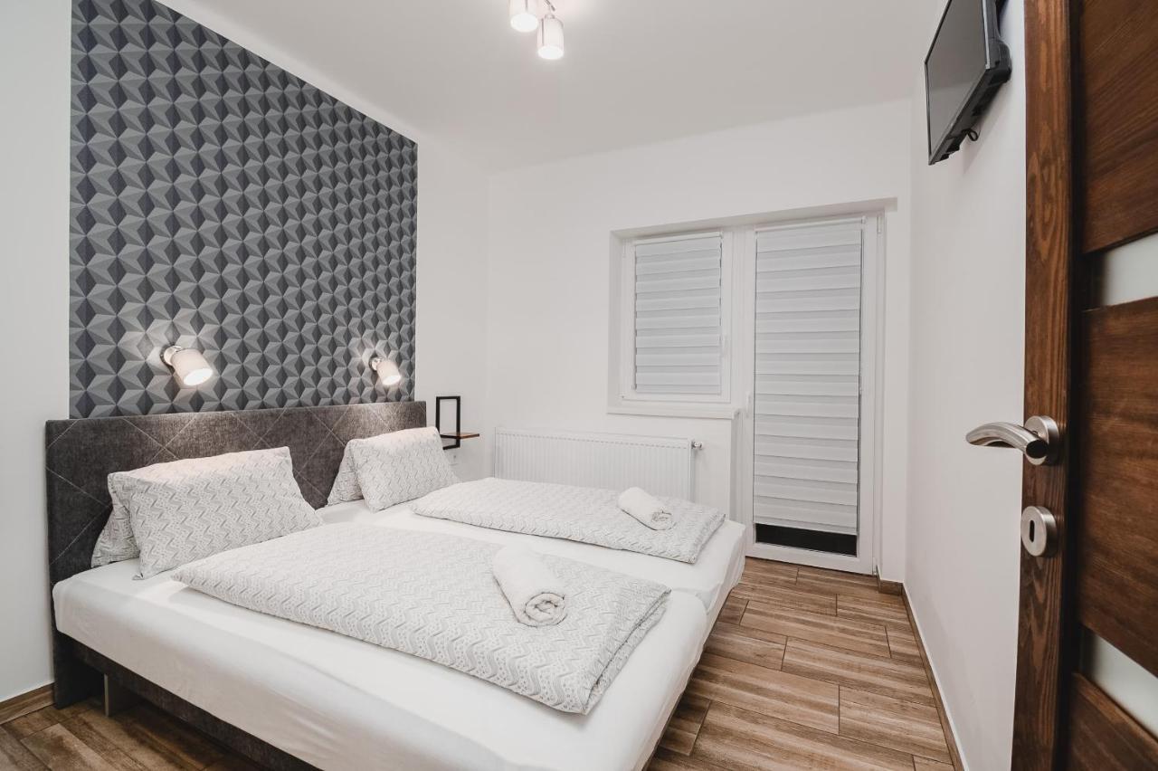 Reborn Lux Apartments Гайдусобосло Екстер'єр фото