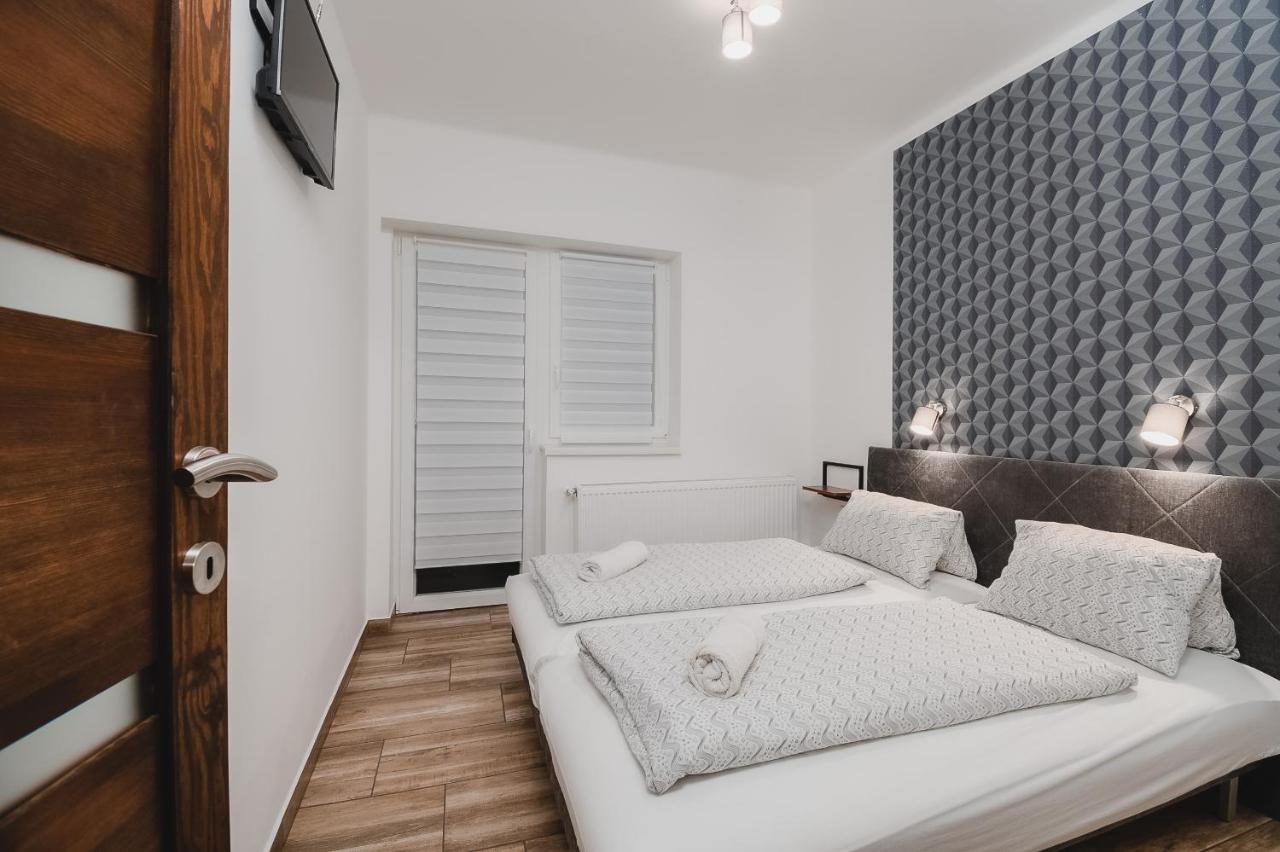Reborn Lux Apartments Гайдусобосло Екстер'єр фото